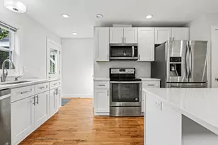 530 Montezuma Rd, Benton Harbor, MI 49022 - Photo 2
