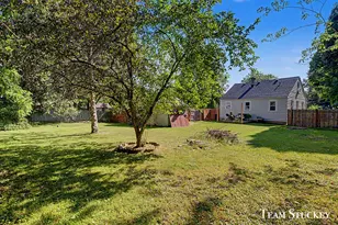 1125 Kusterer Dr NW, Grand Rapids, MI 49534 - Photo 32
