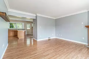 1017 Bluestem Ln, Ann Arbor, MI 48103 - Photo 8