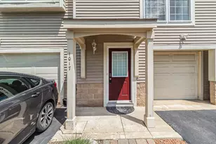 1017 Bluestem Ln, Ann Arbor, MI 48103 - Photo 4