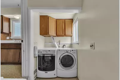 30431 Avon Court, Westland, MI 48185 - Photo 24