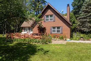 1090 5th St, Plainwell, MI 49080 - Photo 2