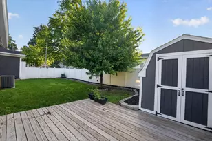 125 E Lincoln, Grand Ledge, MI 48837 - Photo 38