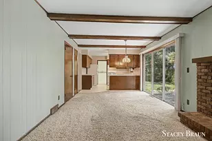 2136 Rolling Hills Dr SE, Grand Rapids, MI 49546 - Photo 12