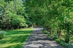 1628 Whites Rd, Kalamazoo, MI 49008 - Photo 6