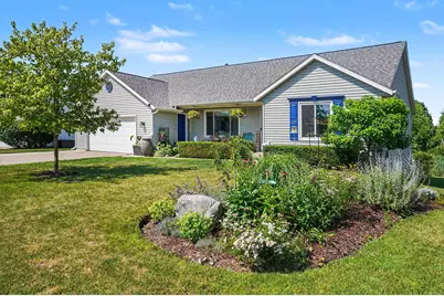641 Ridgefield Drive, Coopersville, MI 49404 - Photo 2