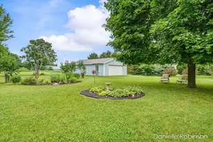 6829 12 Mile Rd NE, Rockford, MI 49341 - Photo 54