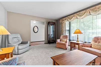 4426 41st Street SW, Grandville, MI 49418 - Photo 6