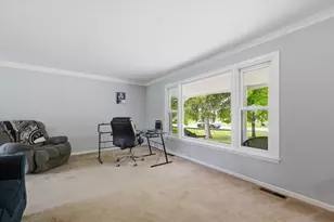 3919 Orchard View, Rochester Hills, MI 48307 - Photo 4