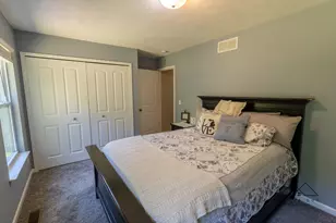 415 Edgewood Pass, Fenton, MI 48430 - Photo 22