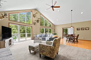 3040 Jamestown Ln, Fruitport, MI 49415 - Photo 4