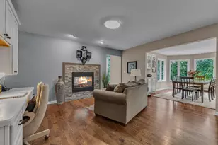 24491 Forest Dr, South Lyon, MI 48178 - Photo 14