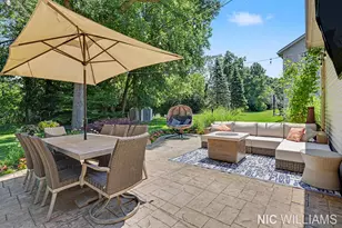 4700 Paramount Dr NE, Grand Rapids, MI 49525 - Photo 10