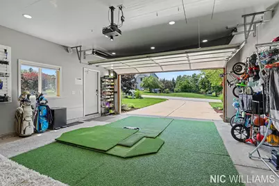 4700 Paramount Drive NE, Grand Rapids, MI 49525 - Photo 24