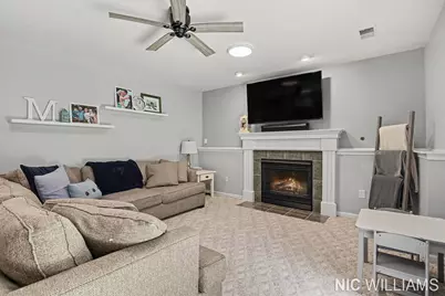 4700 Paramount Drive NE, Grand Rapids, MI 49525 - Photo 28