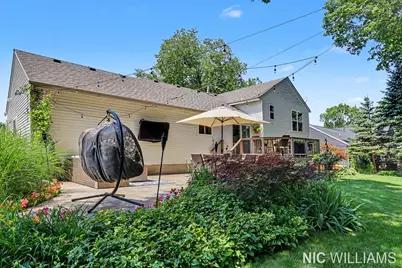 4700 Paramount Drive NE, Grand Rapids, MI 49525 - Photo 14