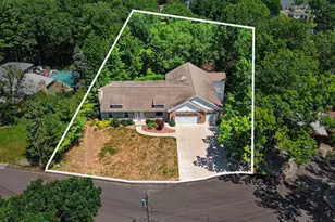 4994 Bluff Dr NE, Grand Rapids, MI 49525 - Photo 50