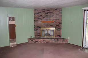 11717 Tecumseh Ave, Bedford, MI 48239 - Photo 14