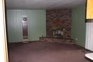 11717 Tecumseh Ave, Bedford, MI 48239 - Photo 12
