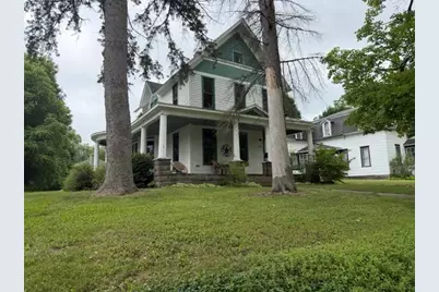 423 W Upton Avenue, Reed City, MI 49677 - Photo 2