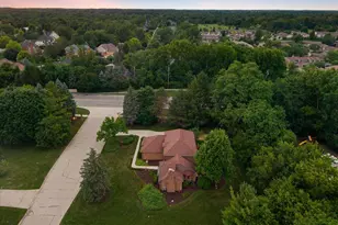 45685 Greenridge Dr, Northville, MI 48167 - Photo 94