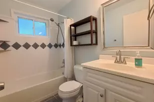 23270 Meadowlark St, Oak Park, MI 48237 - Photo 6