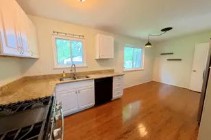 23270 Meadowlark St, Oak Park, MI 48237 - Photo 14