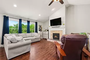 13625 Stacey Road NE, Greenville, MI 48838 - Photo 6