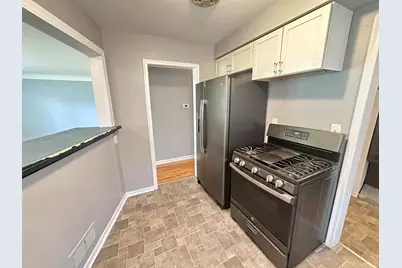 4697 Pelham Street, Dearborn Heights, MI 48125 - Photo 6