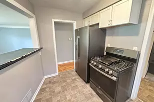 4697 Pelham St, Dearborn Heights, MI 48125 - Photo 6