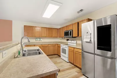 1404 Union Park Drive, Vicksburg, MI 49097 - Photo 8