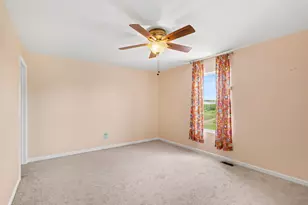 1404 Union Park Dr, Vicksburg, MI 49097 - Photo 12