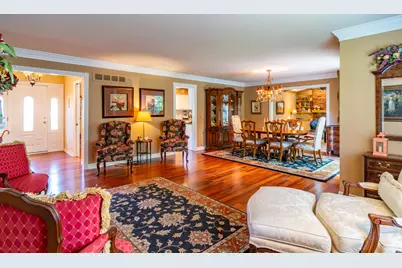 1899 Ledbury Drive, Bloomfield Hills, MI 48304 - Photo 14