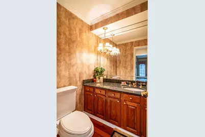 1899 Ledbury Drive, Bloomfield Hills, MI 48304 - Photo 24