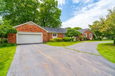 1899 Ledbury Drive, Bloomfield Hills, MI 48304 - Photo 1