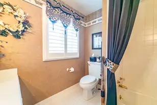 1899 Ledbury Dr, Bloomfield Hills, MI 48304 - Photo 36
