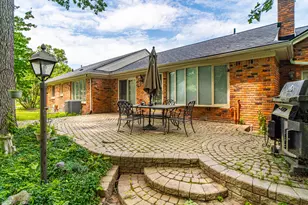 1899 Ledbury Dr, Bloomfield Hills, MI 48304 - Photo 8
