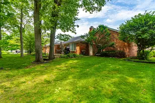 1899 Ledbury Dr, Bloomfield Hills, MI 48304 - Photo 6