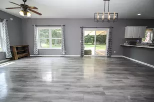56056 Truman Dr, Three Rivers, MI 49093 - Photo 10