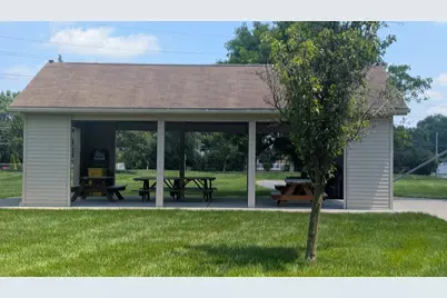 25964 Kilreigh Drive, Farmington, MI 48336 - Photo 38