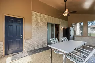 25964 Kilreigh Dr, Farmington, MI 48336 - Photo 20
