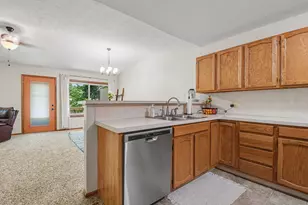 2685 Limestone Ln NE, Grand Rapids, MI 49525 - Photo 10