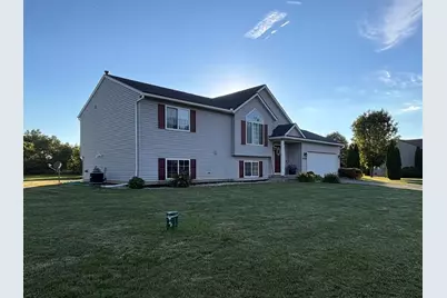 16705 Antler Drive NE, Cedar Springs, MI 49319 - Photo 2