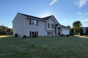 16705 Antler Dr NE, Cedar Springs, MI 49319 - Photo 2