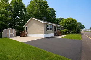 530 E Rainbow Rd, Newaygo, MI 49337 - Photo 2