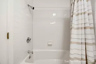 820 S Harbor Dr, Grand Haven, MI 49417 - Photo 42