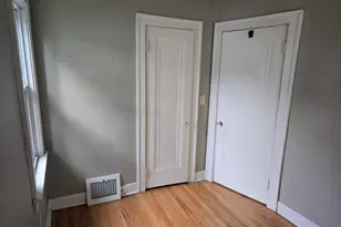 928 Maplegrove Ave, Royal Oak, MI 48067 - Photo 14