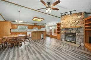 11224 Ronald Dr, Delton, MI 49046 - Photo 12