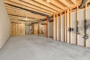 2256 S Cochran Rd, Charlotte, MI 48813 - Photo 36