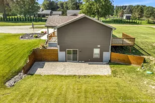 2256 S Cochran Rd, Charlotte, MI 48813 - Photo 70